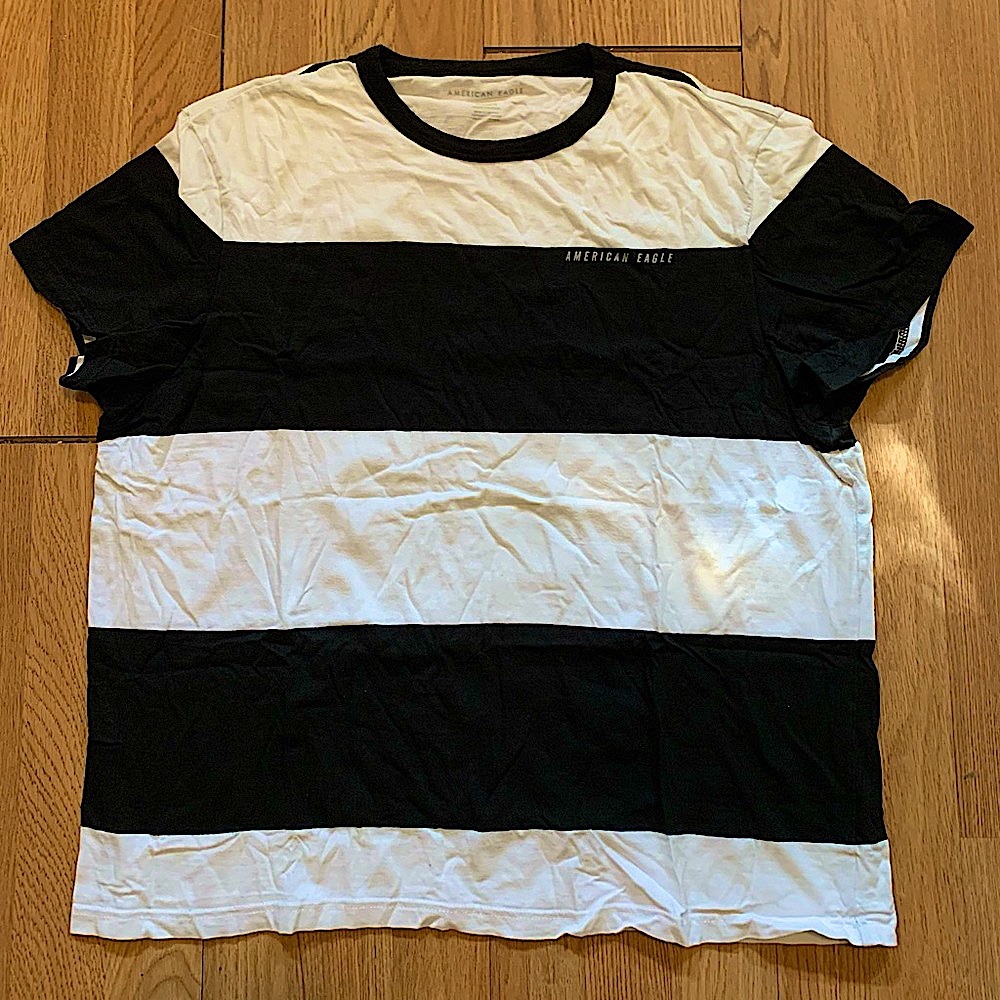 american eagle tshirt